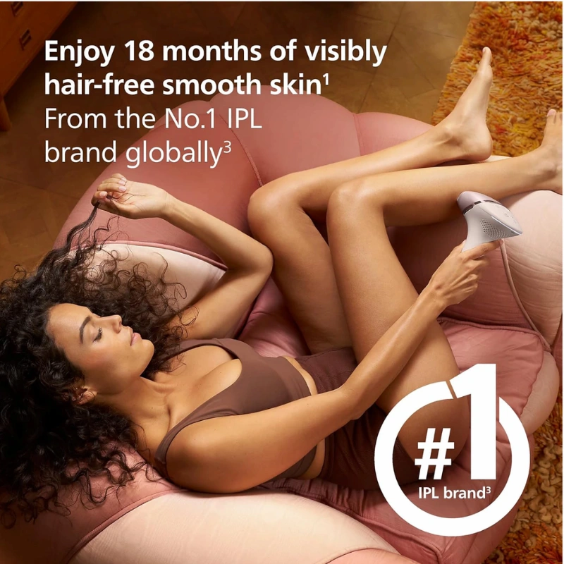 Philips Lumea 9900 IPL uređaj u upotrebi na nogama – depilacija kod kuće bez dlačica.